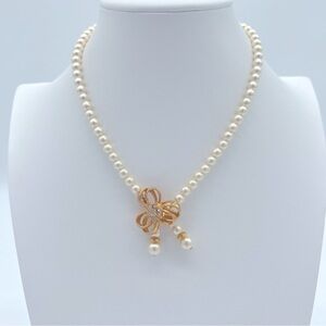 Vintage Avon Faux Pearl Necklace Gold‎ Bow Rhinestone Drop Pendant Adjustable